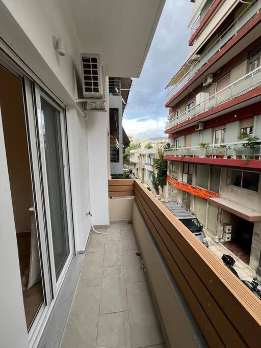 Cozy New Apartment Nearby Metro Athènes Extérieur photo