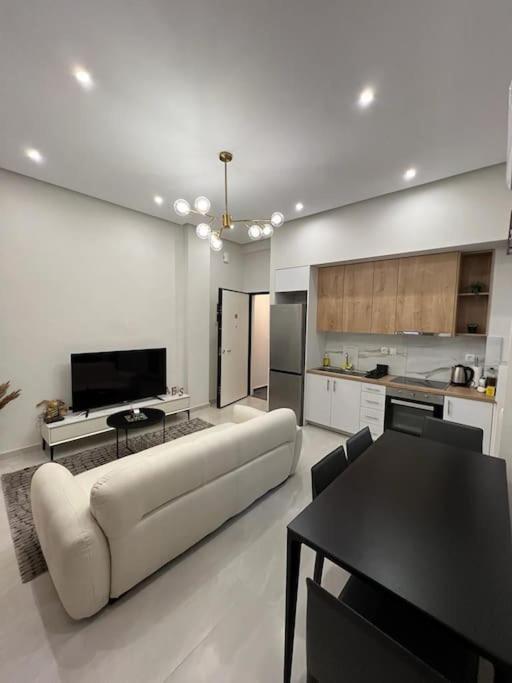 Cozy New Apartment Nearby Metro Athènes Extérieur photo